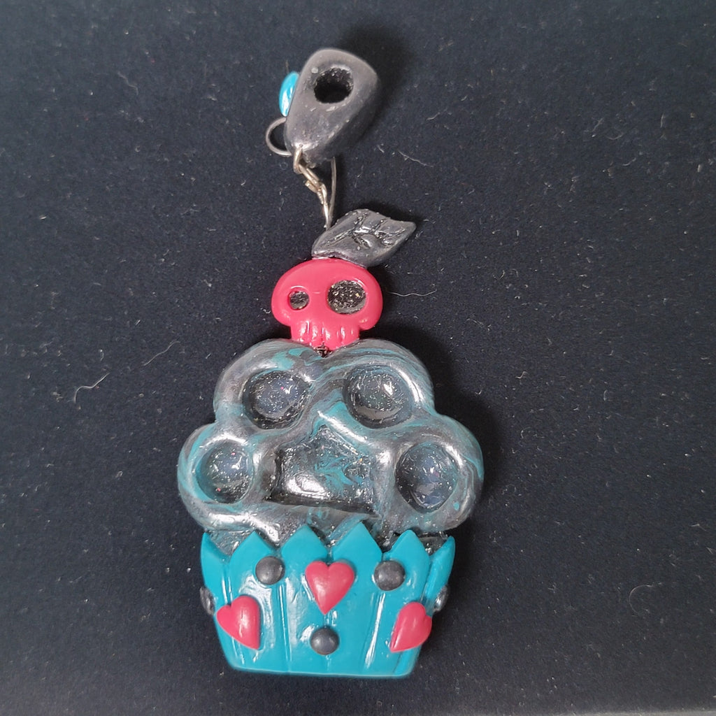 Decorative Cupcake-Shaped Pendant w/ Skull and Knuckle Duster Design