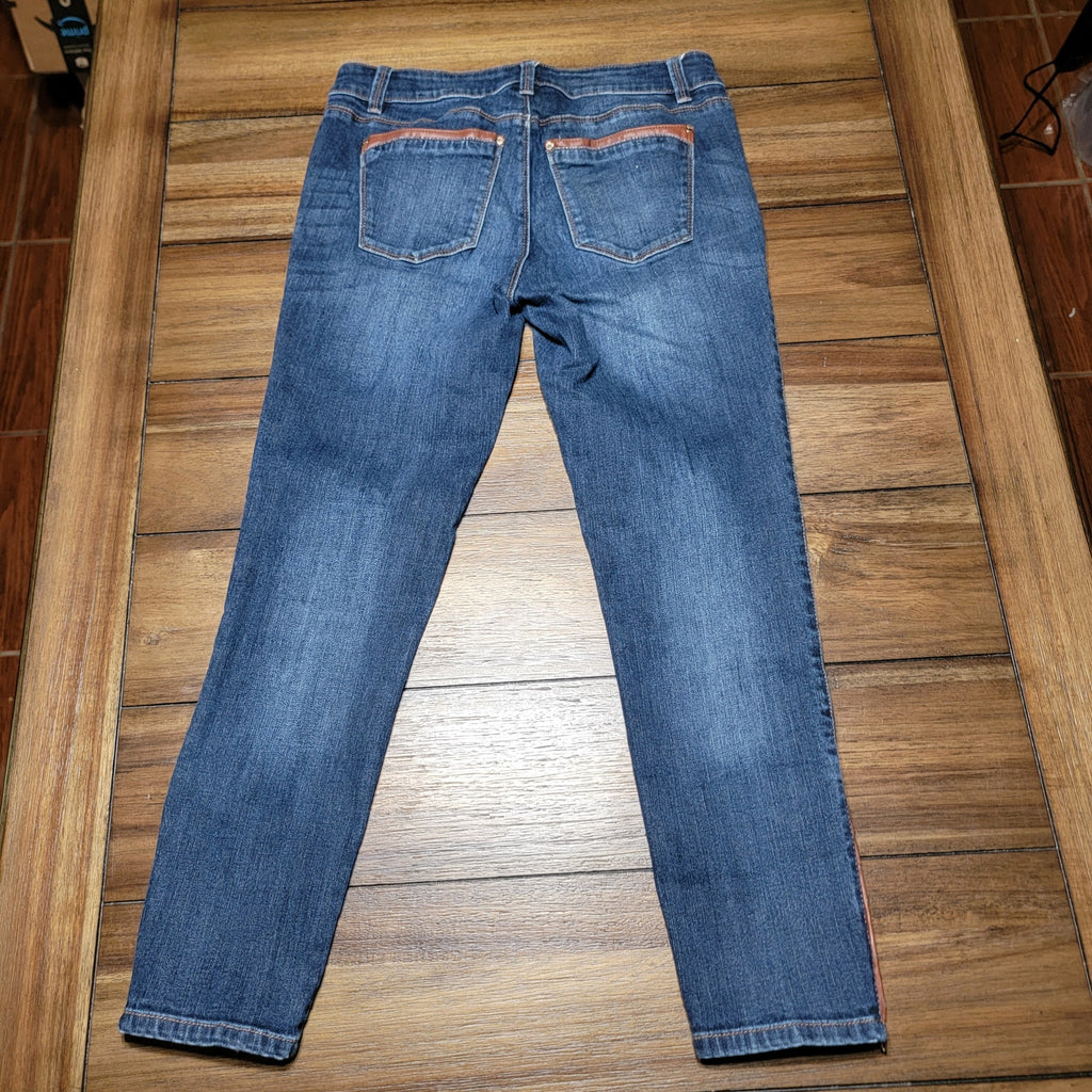 White House Black Market Skimmer Straight Denim Jeans w/ Zip Cuffs - Size 6P