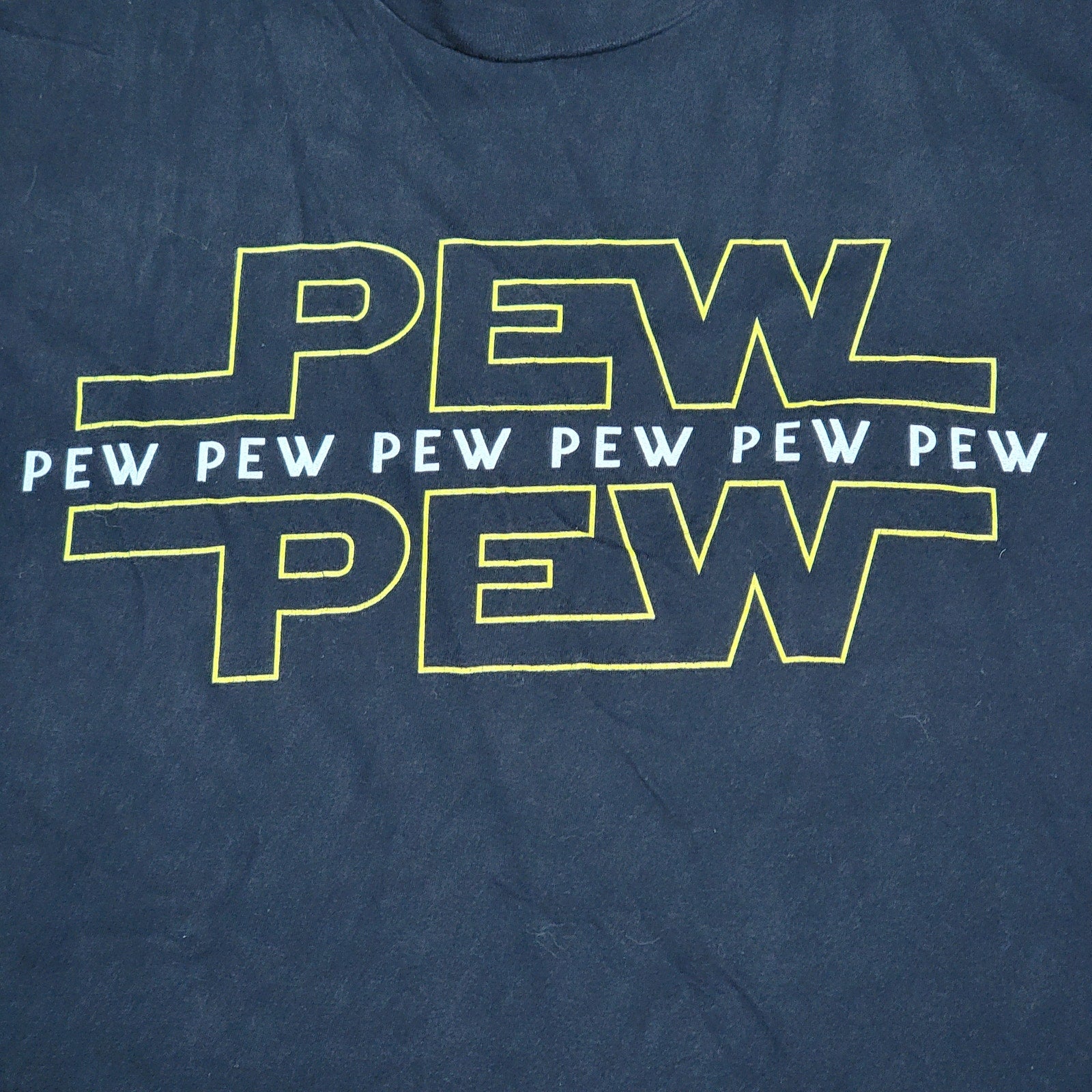 Star Wars Black Unisex Tee (Gildan) "Pew Pew Pew" - Size Medium