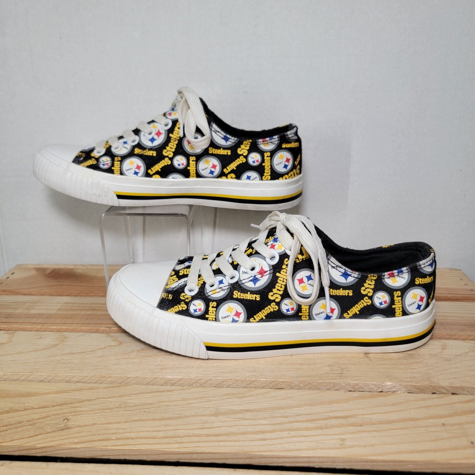 Foco Pittsburg Steelers Low Top Skater Shoes - Size Women's 6