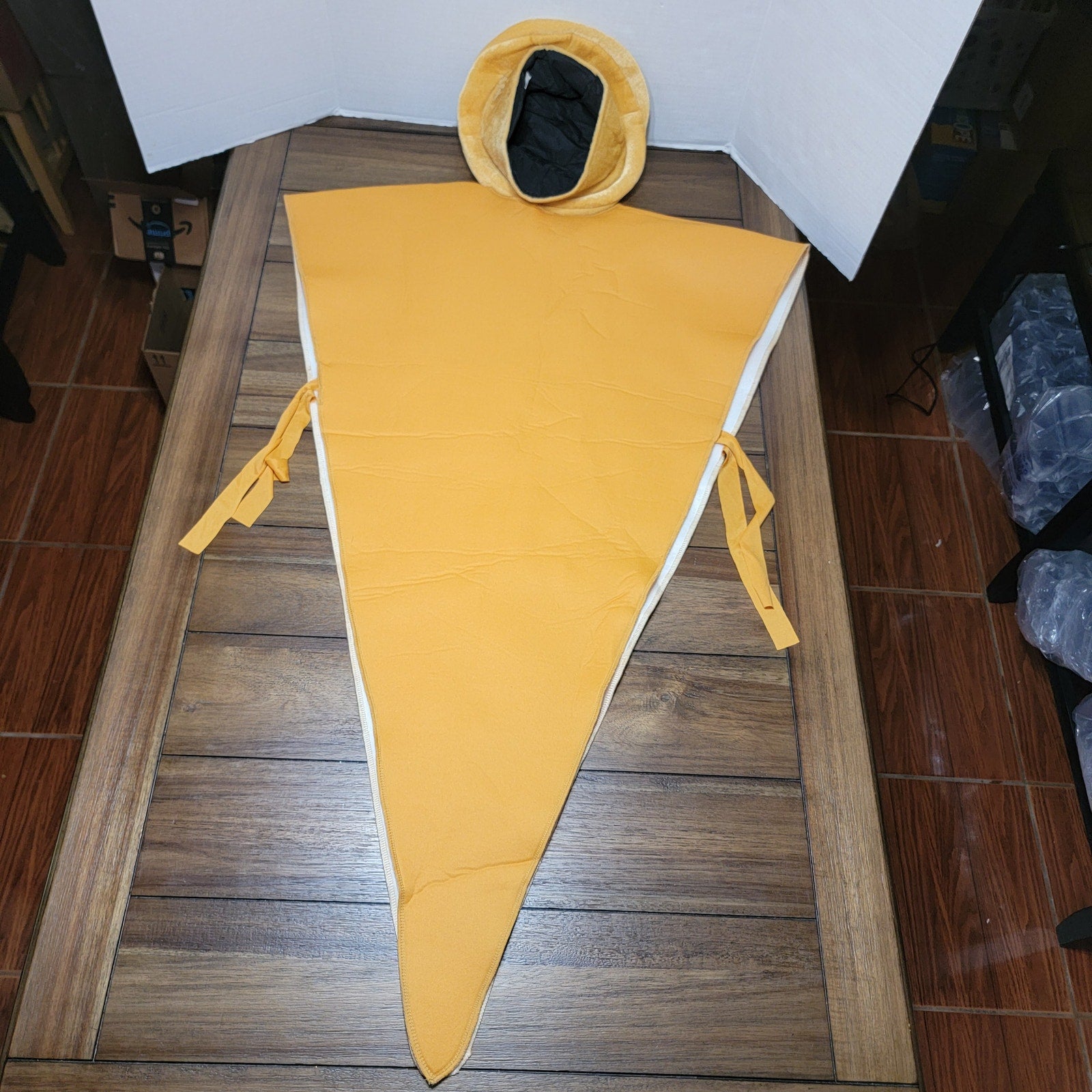Era Spooky Slice Pepperoni Pizza Costume w/ Hat - One Size