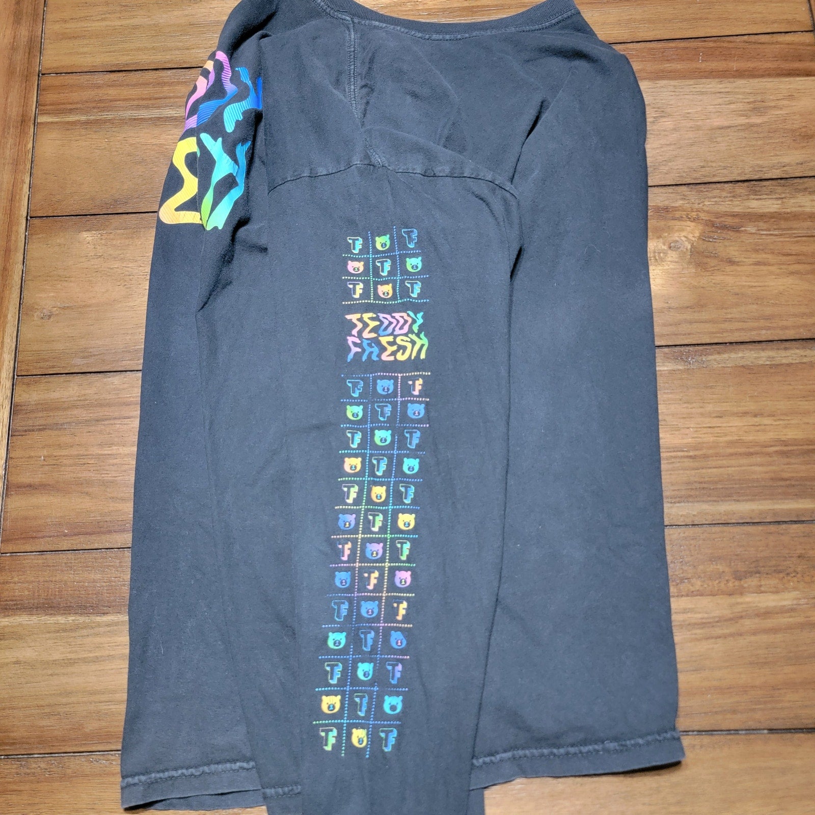 Teddy Fresh Black LS Unisex Tee Shakey Logo & Sleeves Logos - Size Large