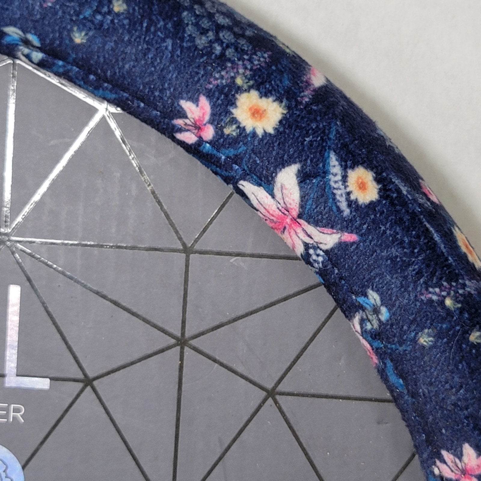 Bebe Floral Printed Steering Wheel Cover - NEW