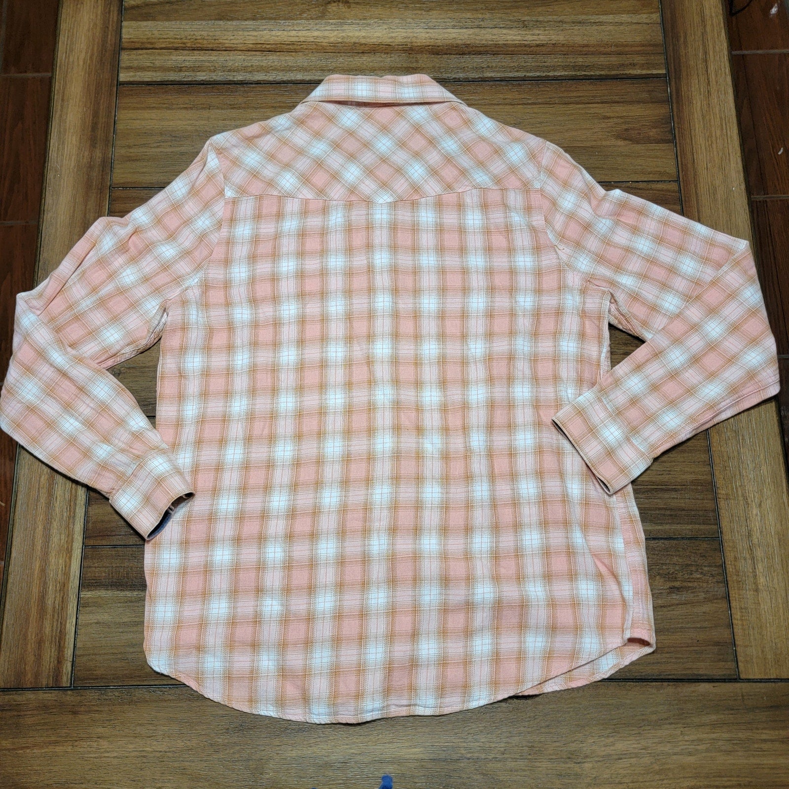 Desert Son Flag & Anthem Ladies Peach Plaid Pearl Snap Western Shirt - Medium