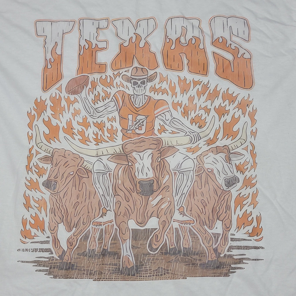 UT Texas White Unisex Tee (Gildan) Skeleton Bulls Flames - Size Large