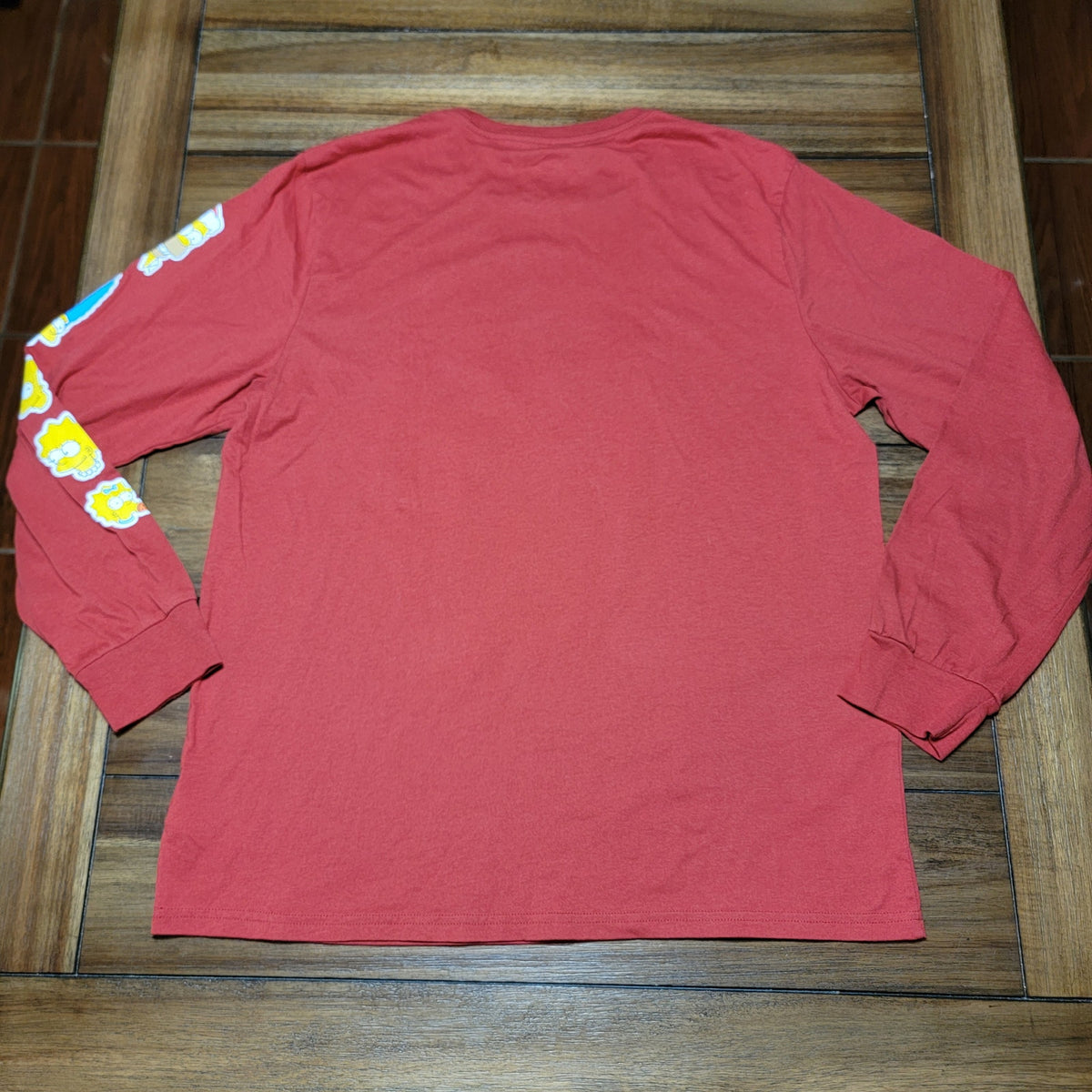 The Simpsons LS Red Christmas Tee Family Pic in Wreath - Size XL