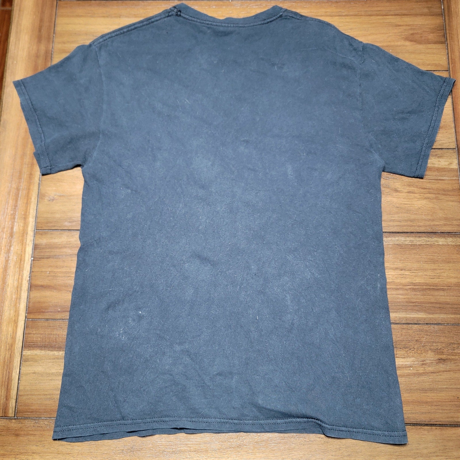 The Walking Dead Black Unisex Tee "Survivor" - Size Medium