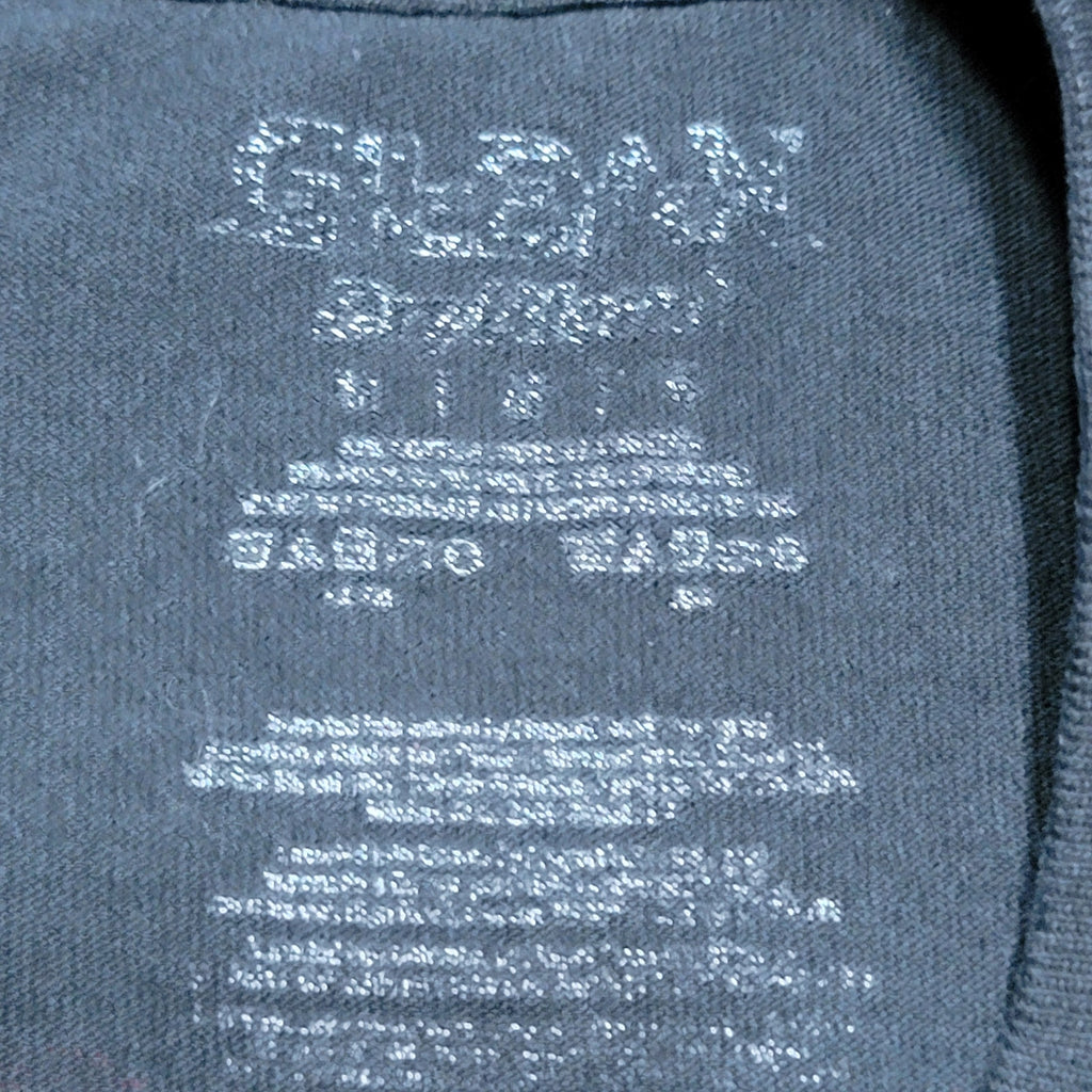 Selena Y Los Dinos Black Unisex Tee (Gildan) "Bidi Bidi Bom Bom" - Size Medium