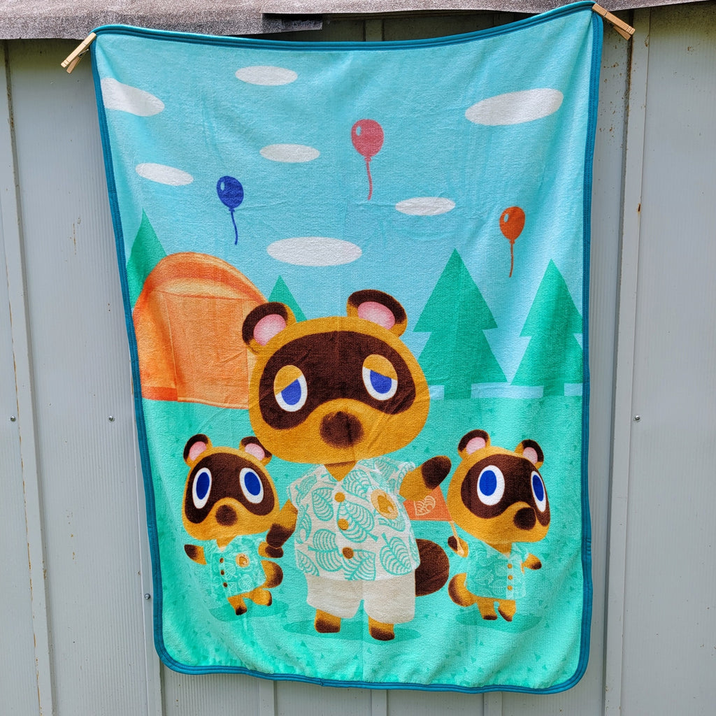 New Horizons Animal Crossing 3 Bears Teal Fleece Throw - 39" x 50"