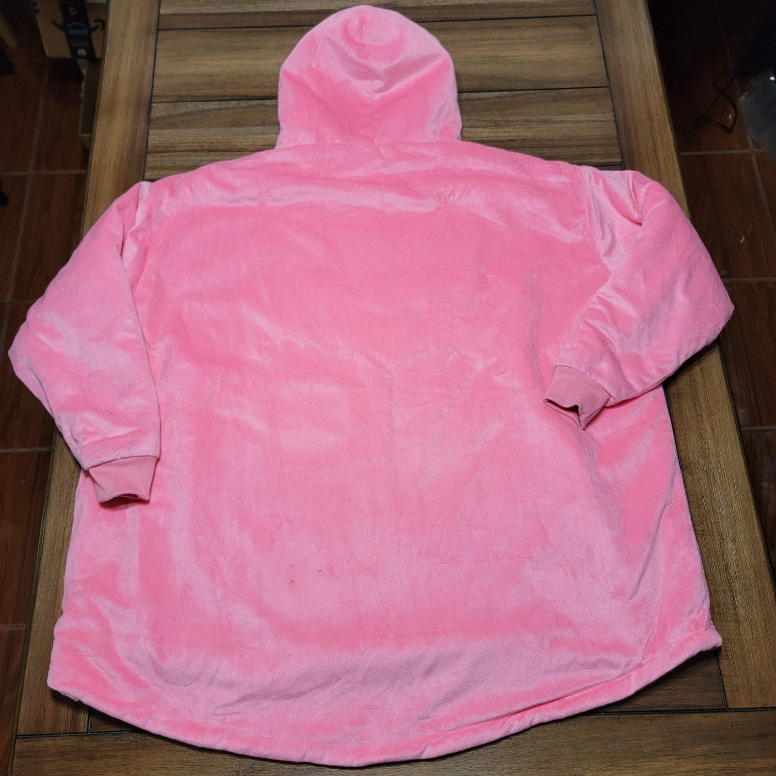 The Comfy Pink Internal Sherpa Hoodie w/ Minnie Mouse Rubber Pendant - One Size