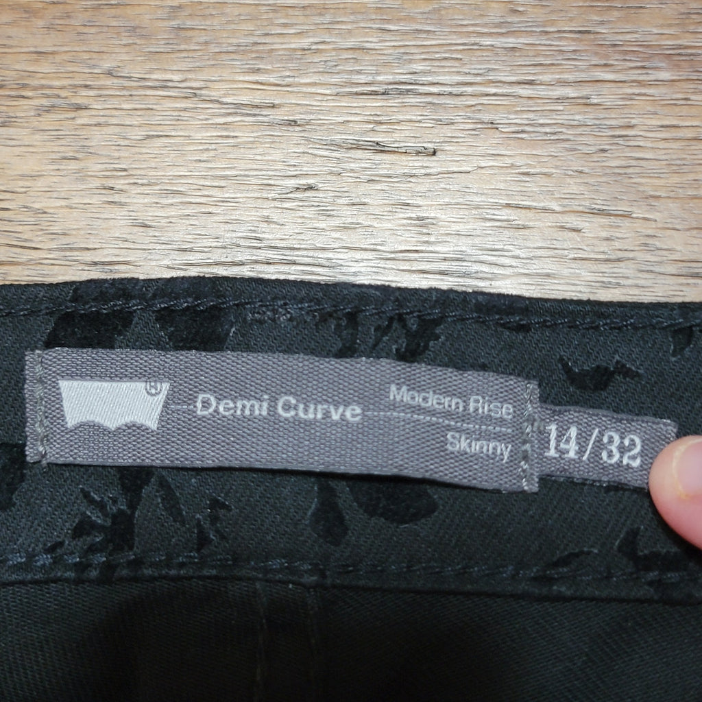 Levi's Black Modern Rise Skinny Pants w/ Felt Floral Pattern - Size 14/32