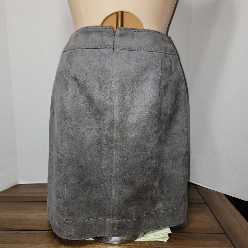 White House Black Market Grey Faux Suede Knee Skirt - Size 0 NWOT