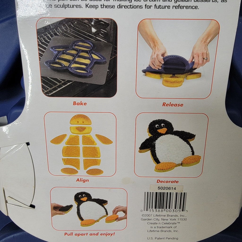 Create n Celebrate Penguin Pull-a-Part Silicone Cupcake Mold - NEW