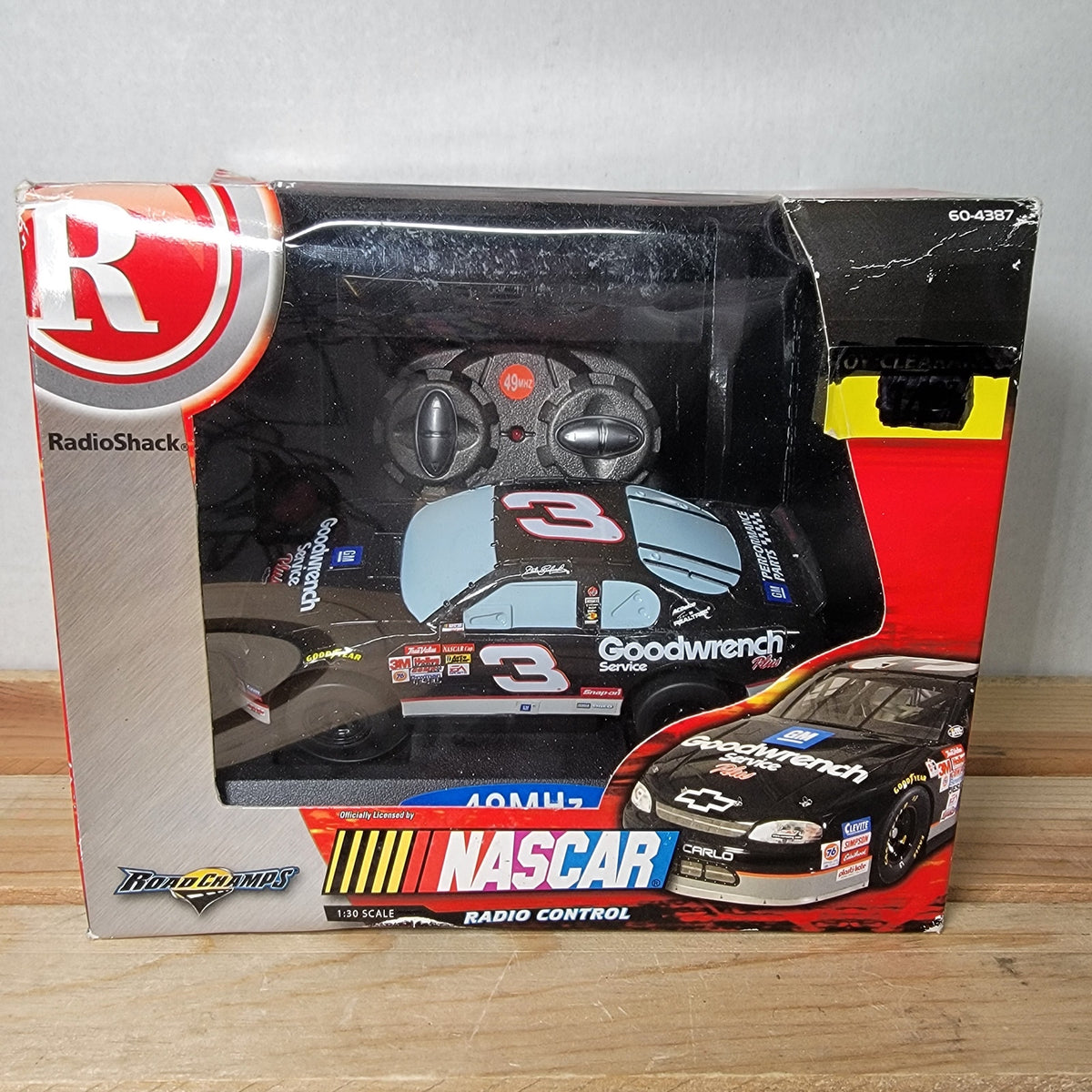 VINTAGE Radio Shack NASCAR Road Champs Radio Control Car (2004) - NRFB