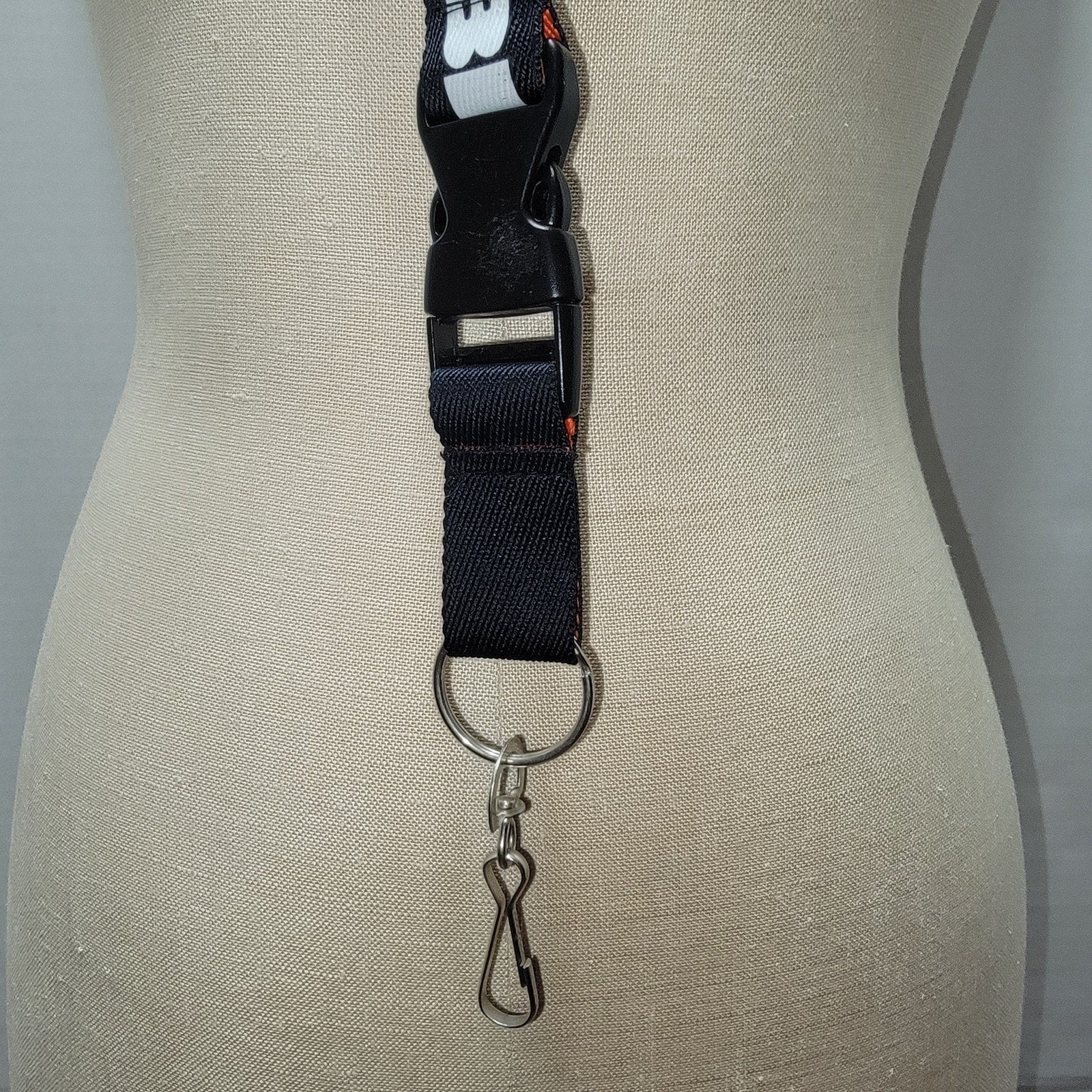 Chicago Bears Reversable Lanyard w/ Removable Clip - NWOT