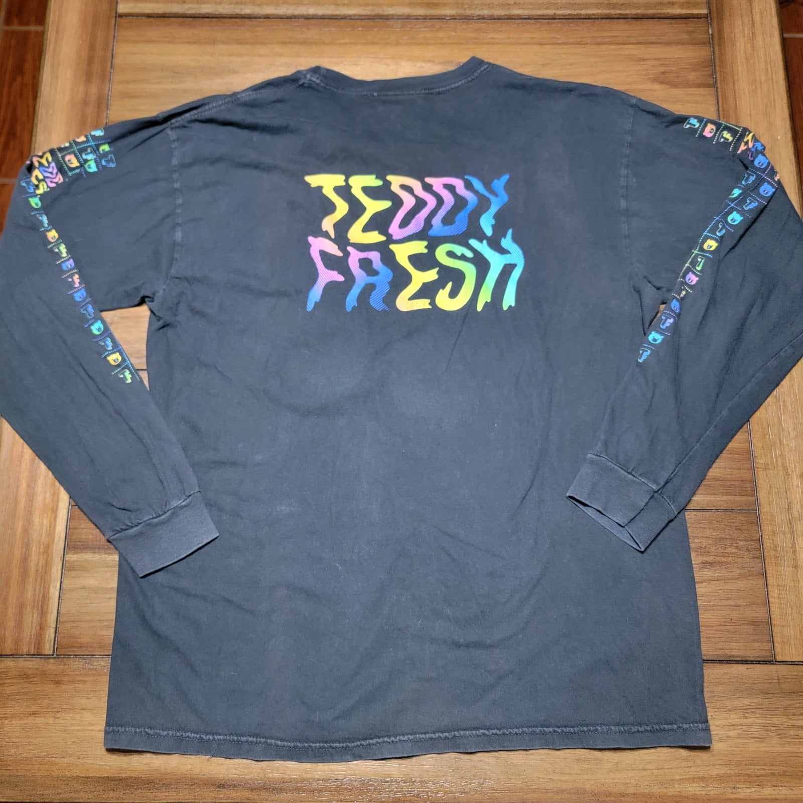 Teddy Fresh Black LS Unisex Tee Shakey Logo & Sleeves Logos - Size Large