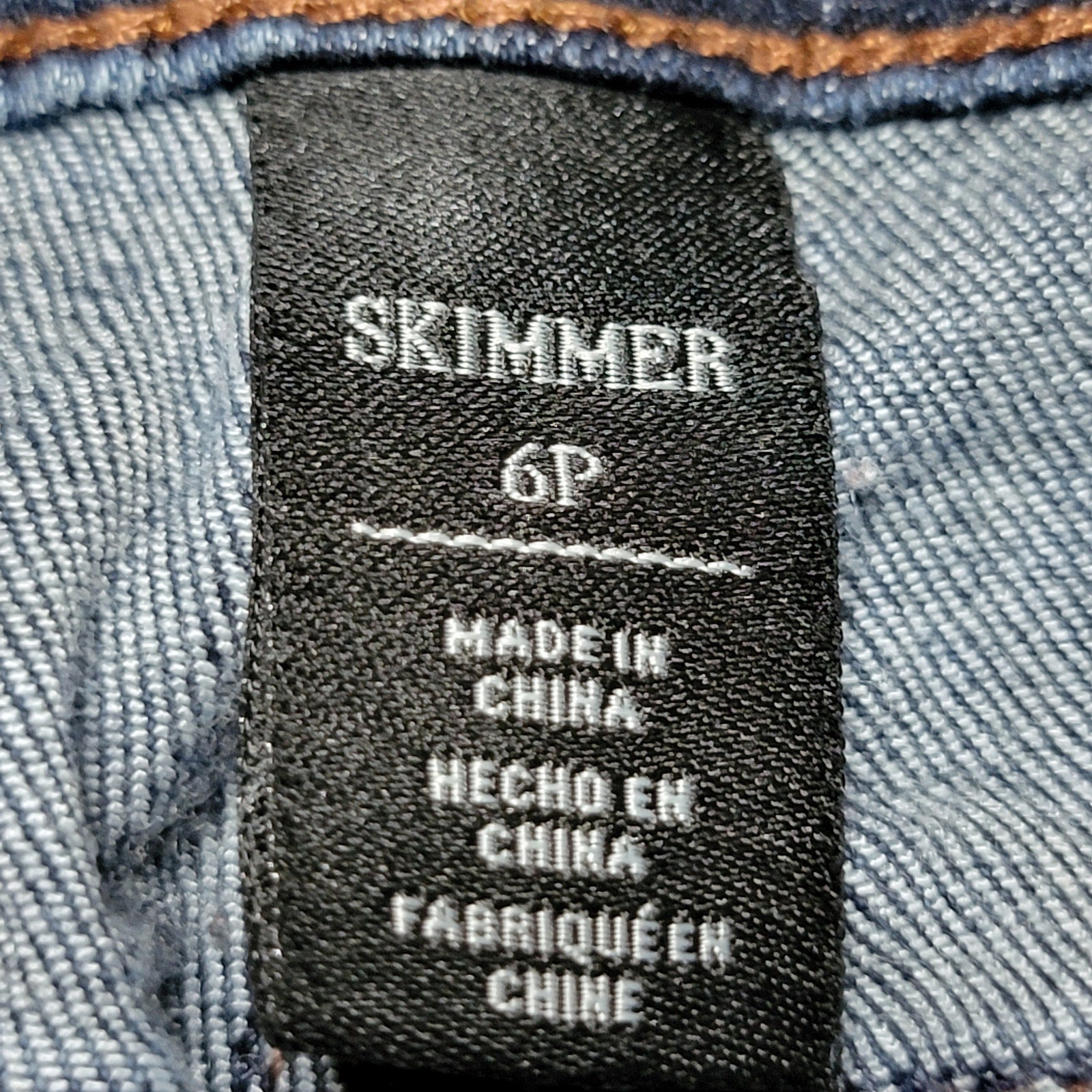 White House Black Market Skimmer Straight Denim Jeans w/ Zip Cuffs - Size 6P
