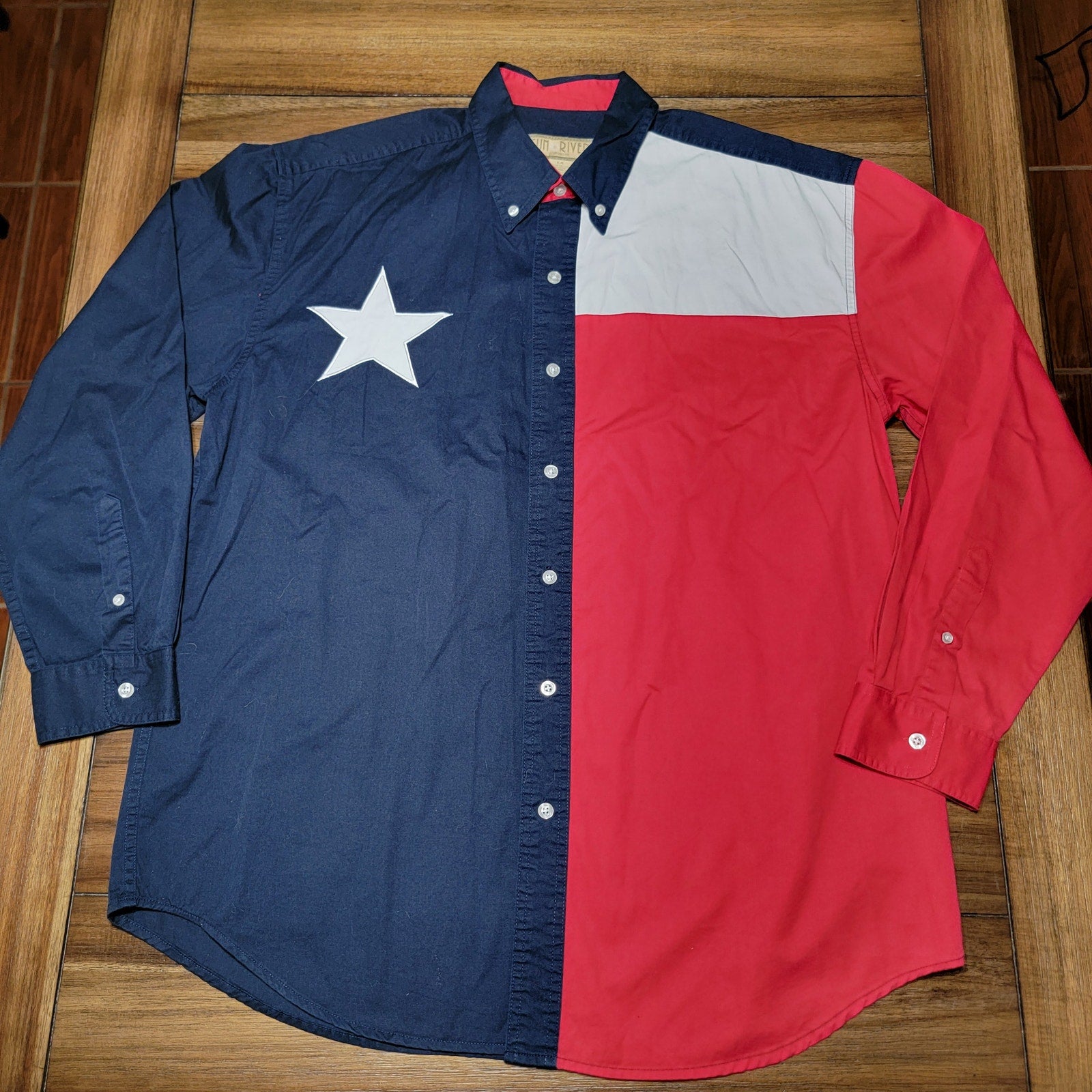 Sun River LS Texas Flag Western Button Up Shirt - Size Large*