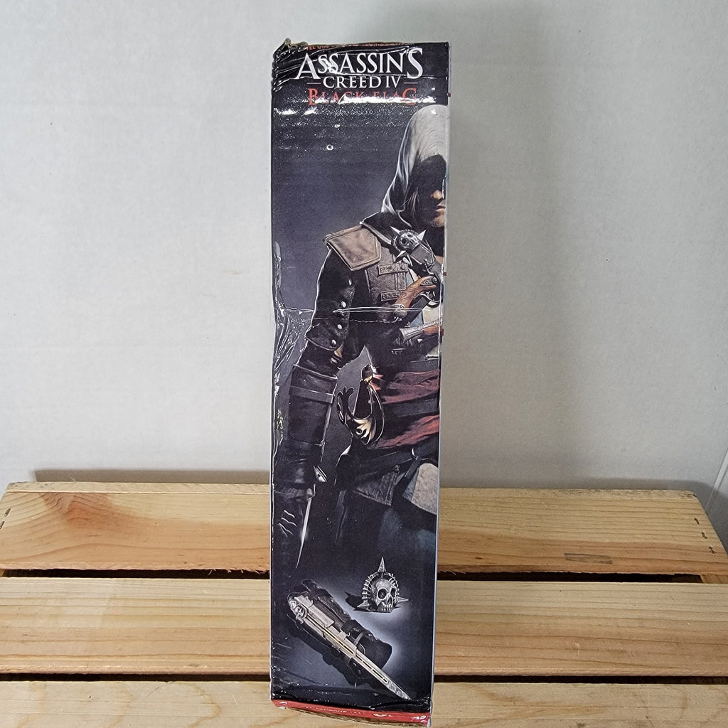 Assassins Creed Pirate Hidden Blade w/ Gauntlet & Skull Buckle