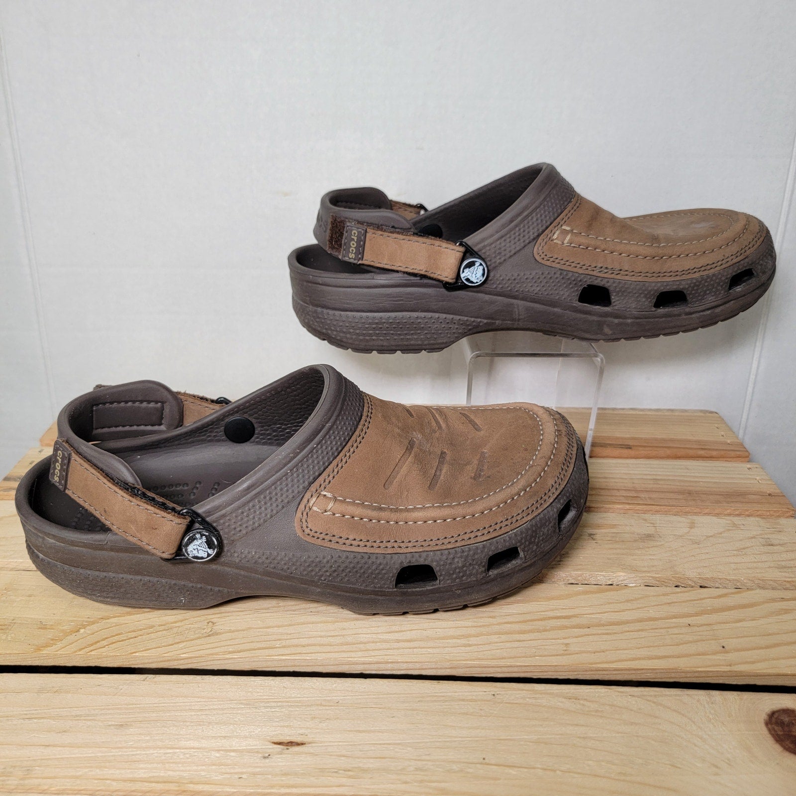 Crocs Men's Yukon Vista Clogs in Khaki and Espresso Brown - Size 8