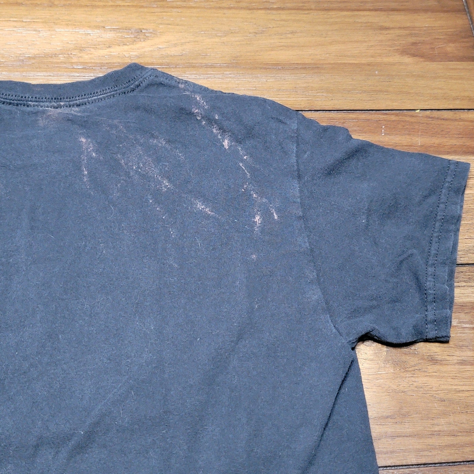 2Pac Black Unisex Tee Side Profile Flip Off - Size Small