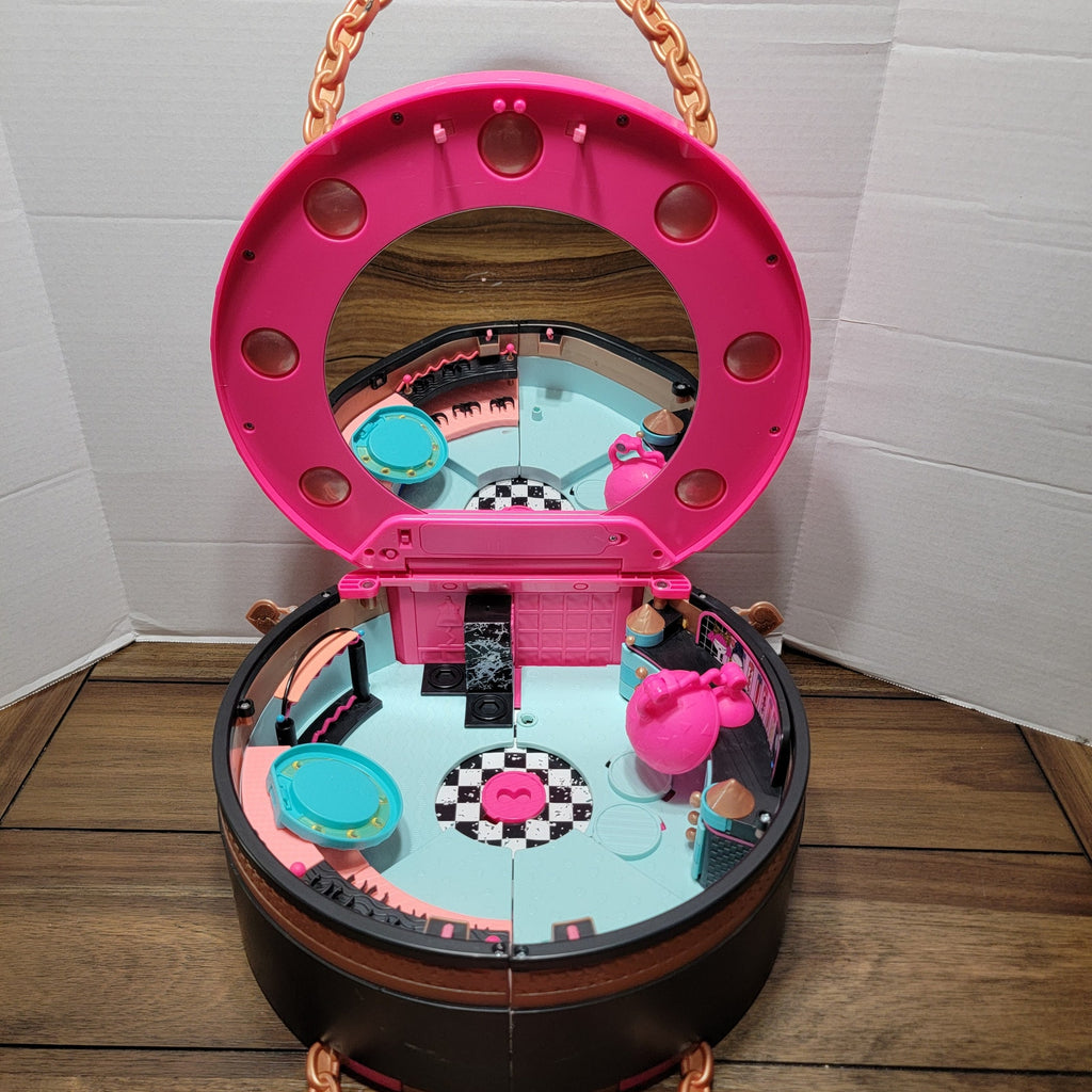 L.O.L. Surprise Hair Salon Playset