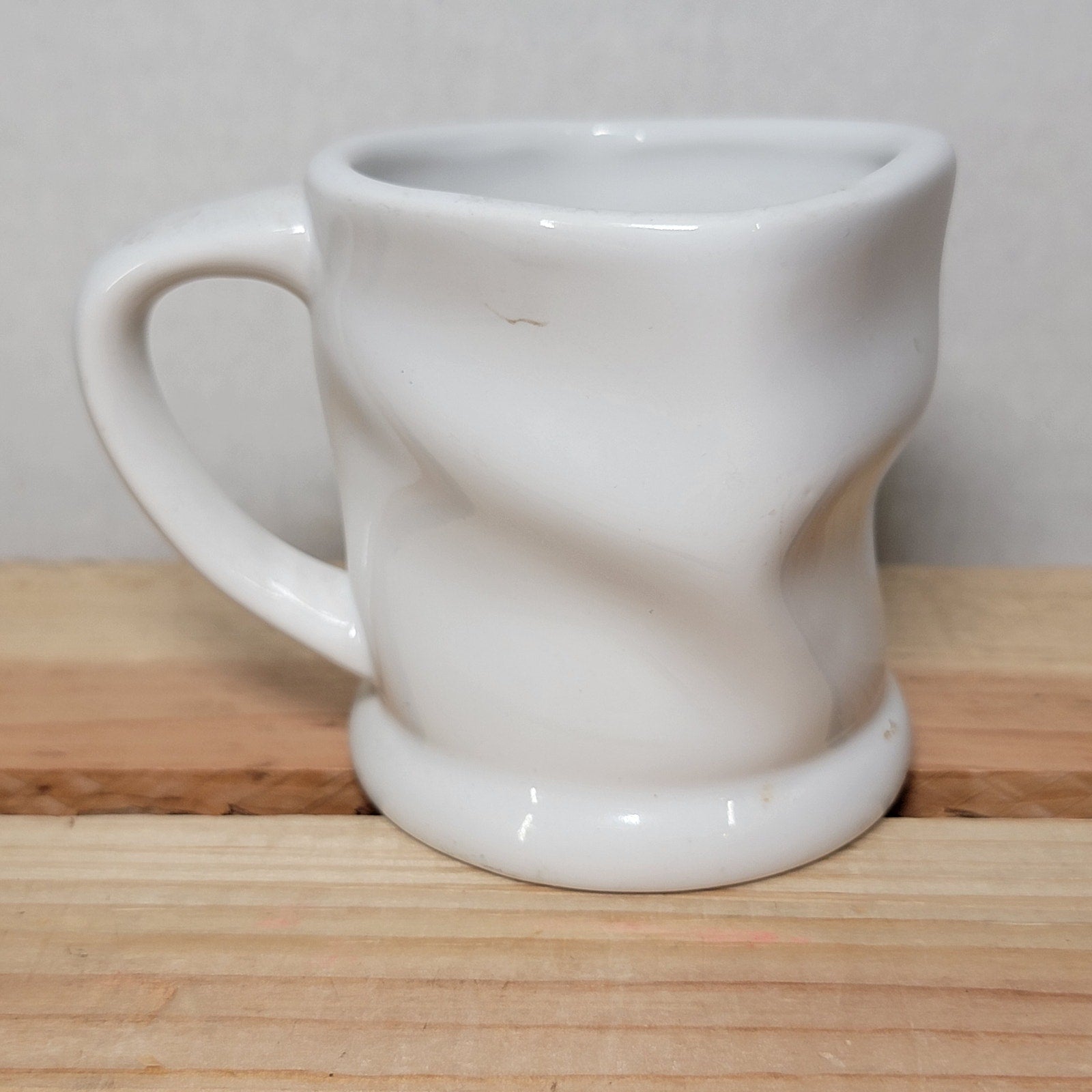 White Ceramic Warped Souvenir Mug "I Got Smashed In Kentucky"