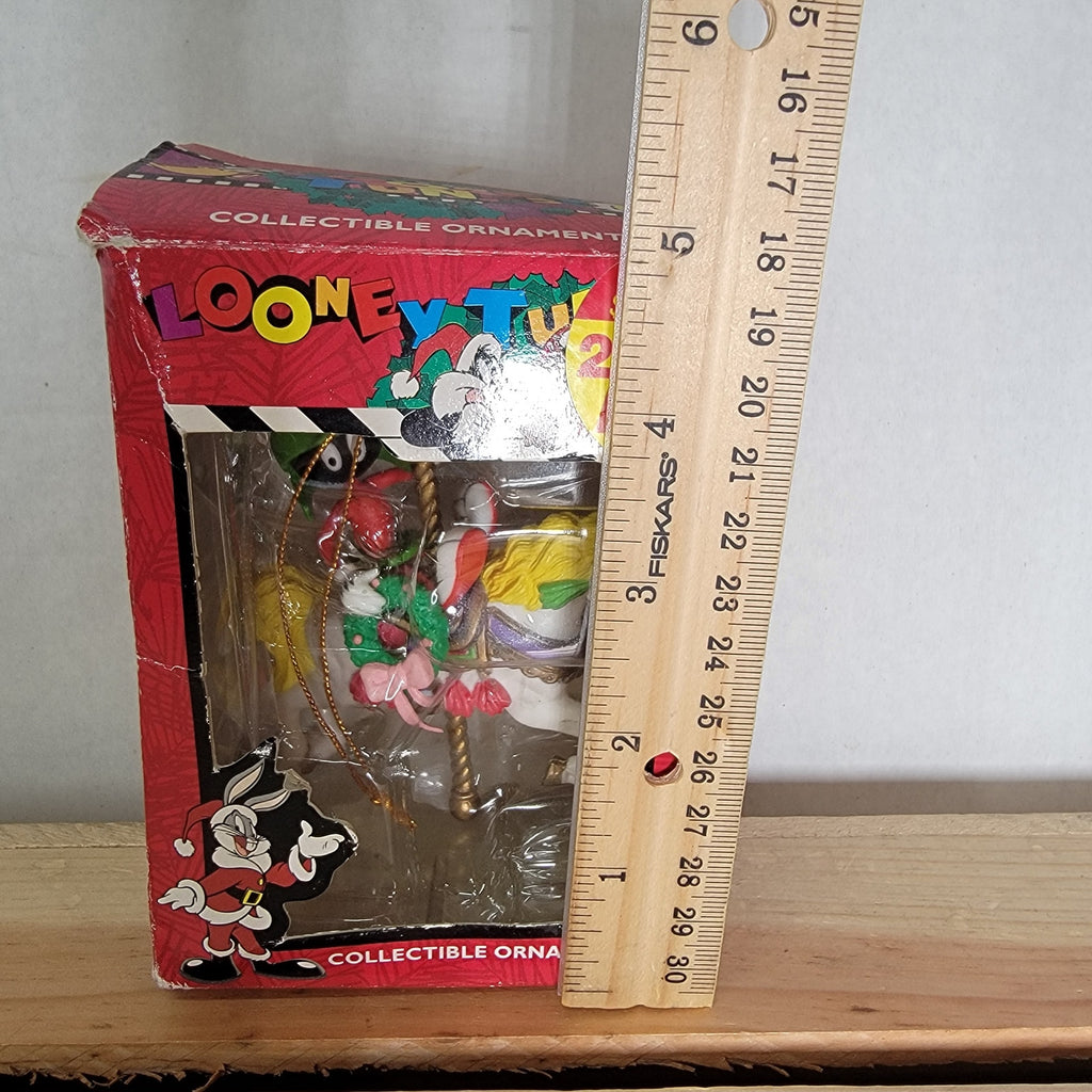 VINTAGE 1997 Looney Tunes Marvin The Martian Carousel Horse Ornament w/ Box