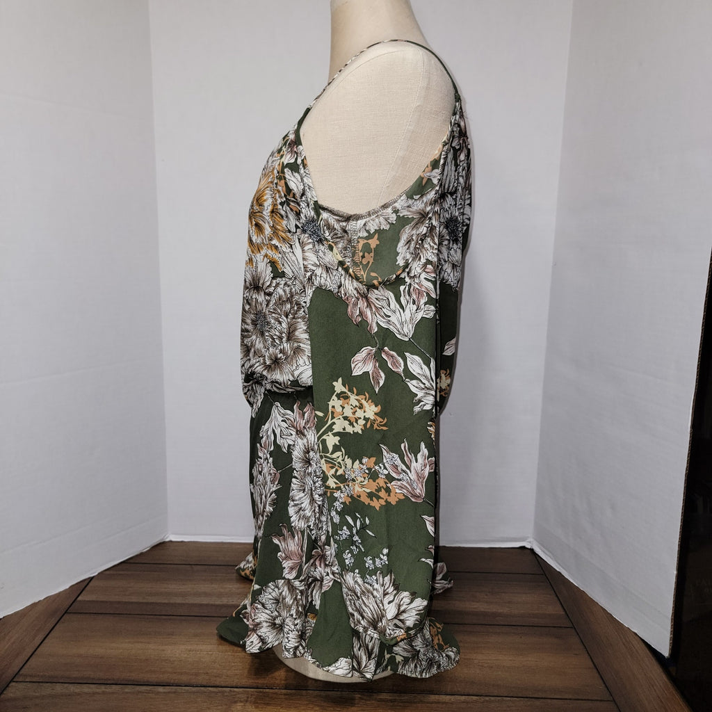 Altar'd State LS Green Floral Shorts Jumpsuit w/ Open Sleeves - Size Medium