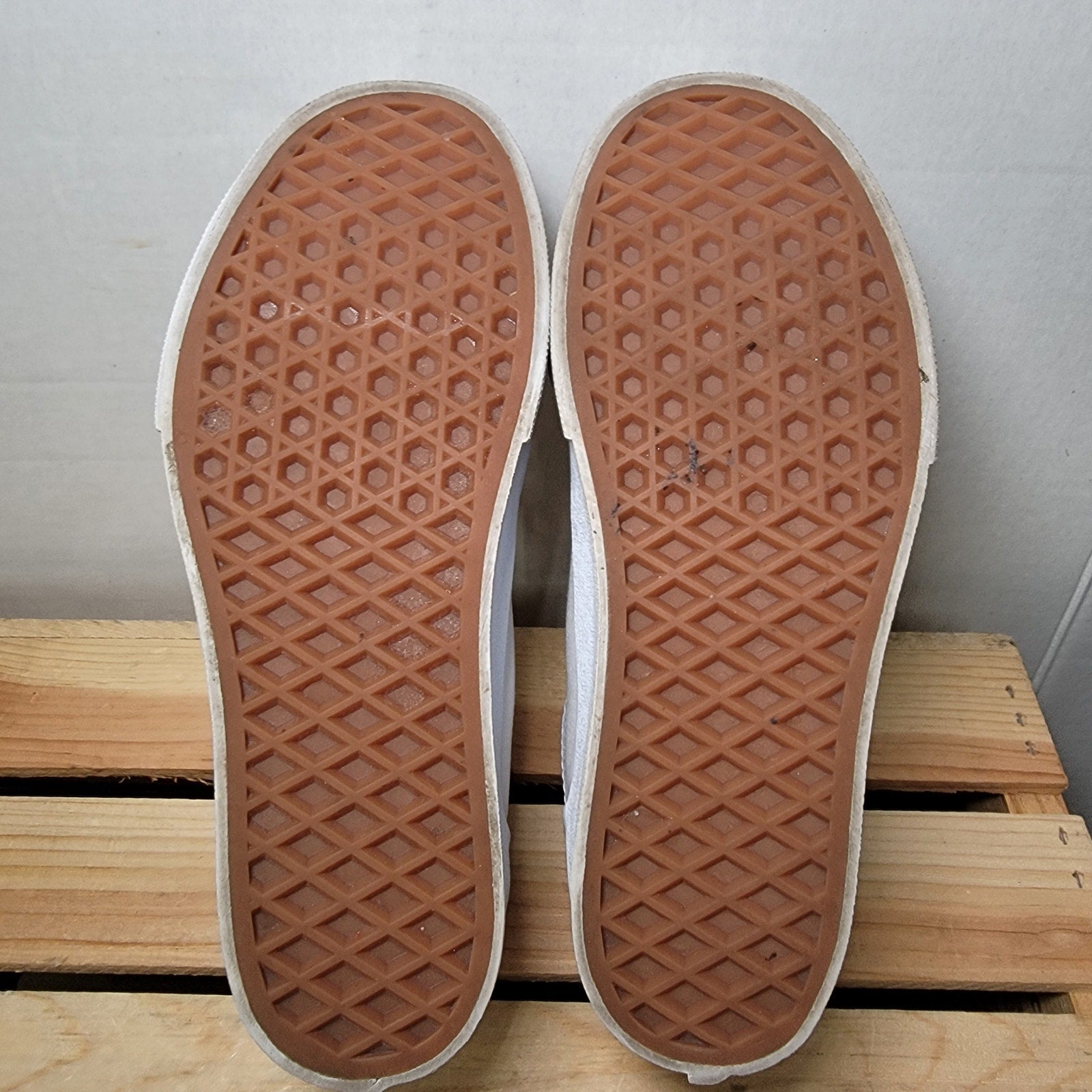 VANS Old Skool Stackform True White Sneakers - Size 4M / 5.5W