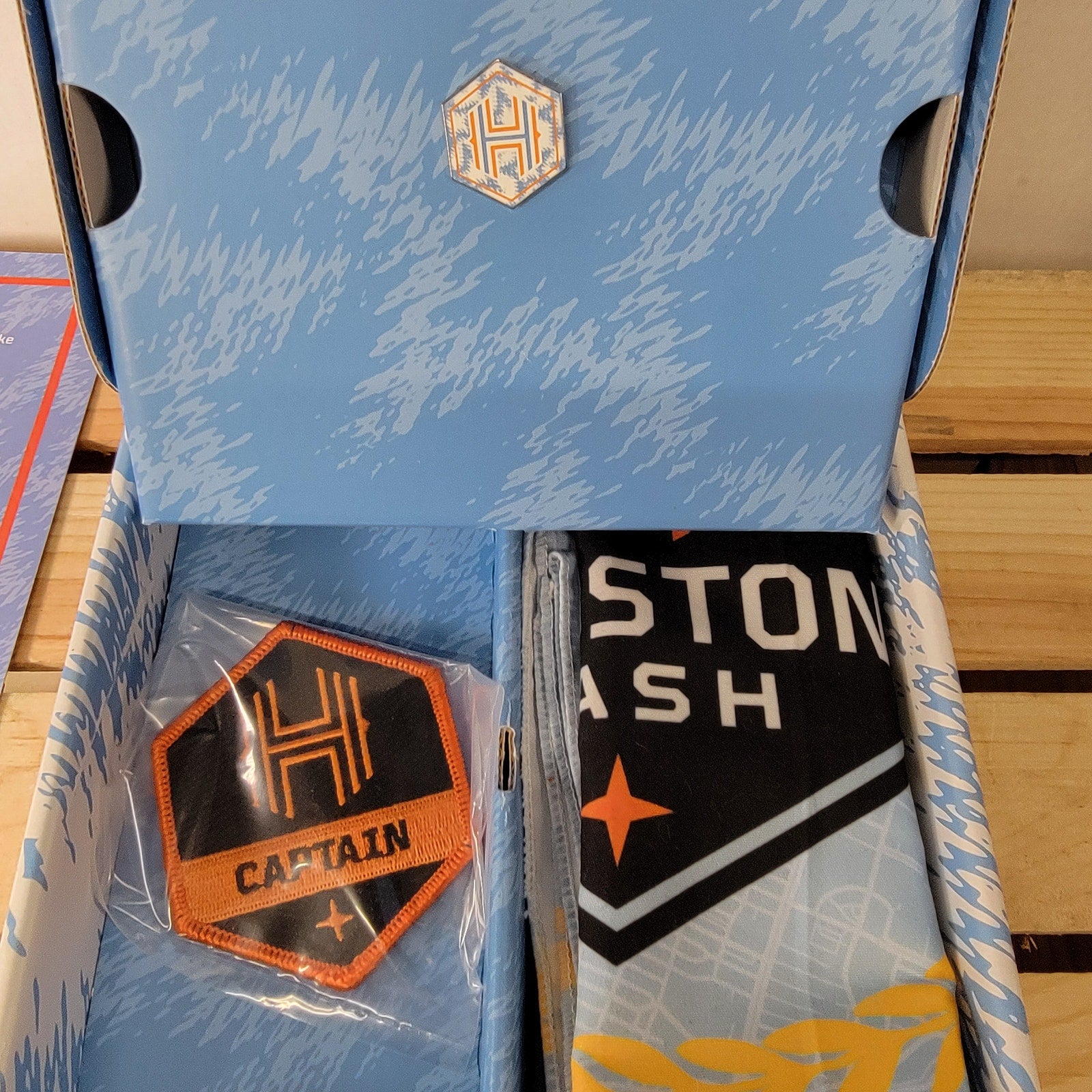 Set of 4 Houston Dash Memorabilia