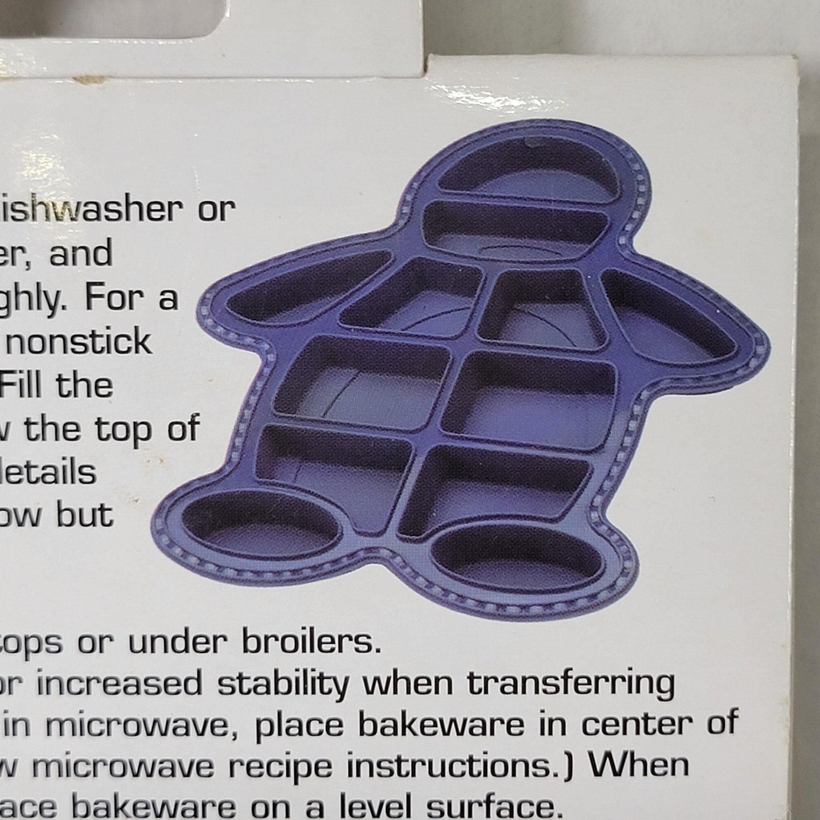 Create n Celebrate Penguin Pull-a-Part Silicone Cupcake Mold - NEW